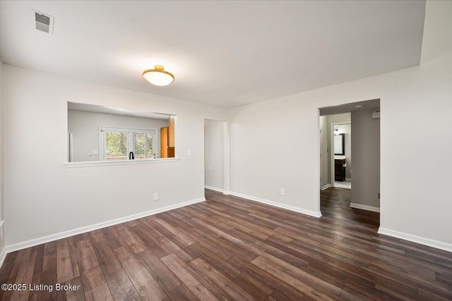 10523 Going Ct, Louisville, KY 40241