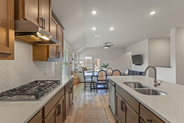 1072 Tara Court, Haslet, TX 76052