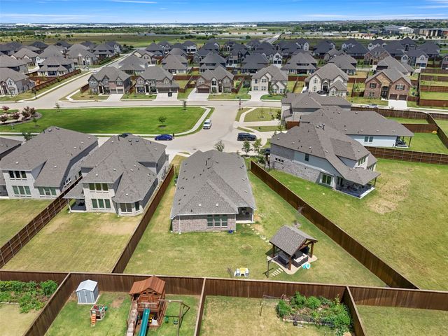 1072 Tara Court, Haslet, TX 76052