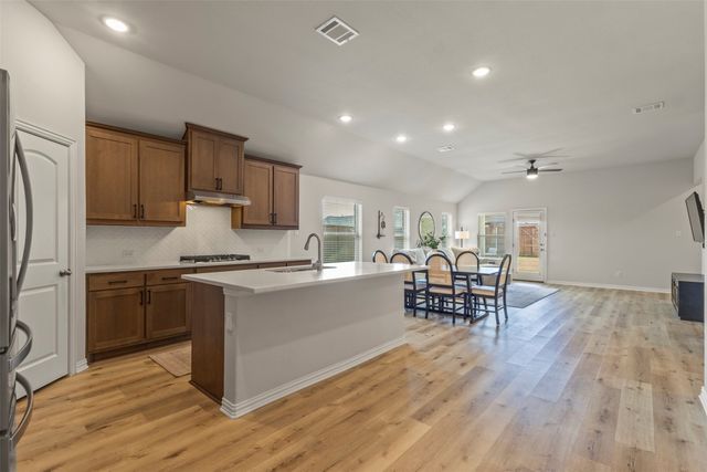 1072 Tara Court, Haslet, TX 76052
