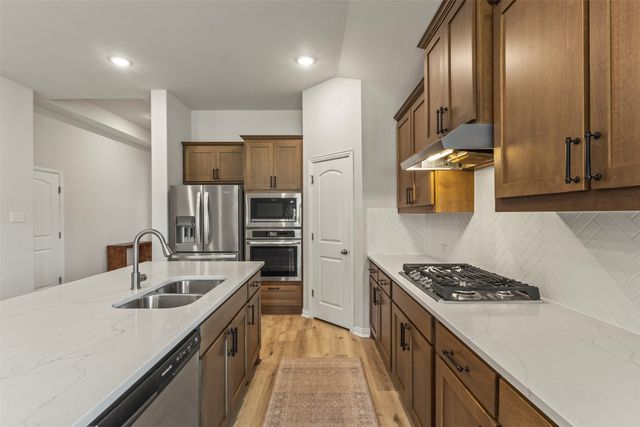 1072 Tara Court, Haslet, TX 76052