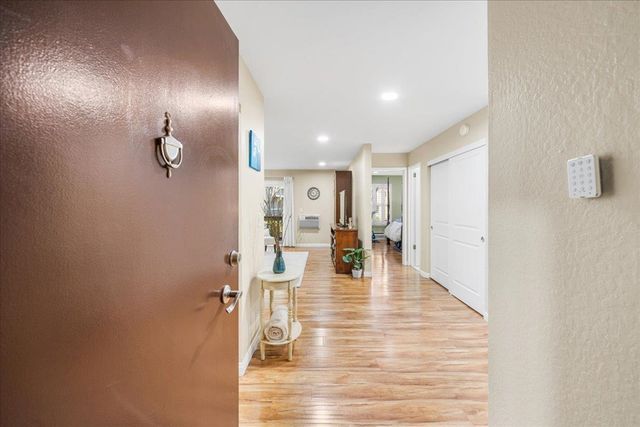 1085 1085 Murrieta Blvd 124, Livermore, CA 94550