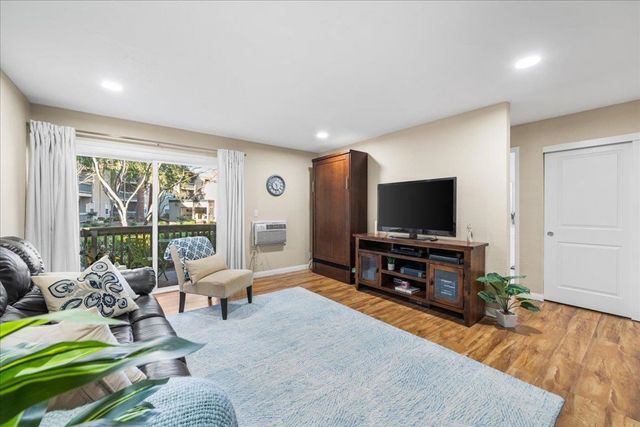 1085 1085 Murrieta Blvd 124, Livermore, CA 94550