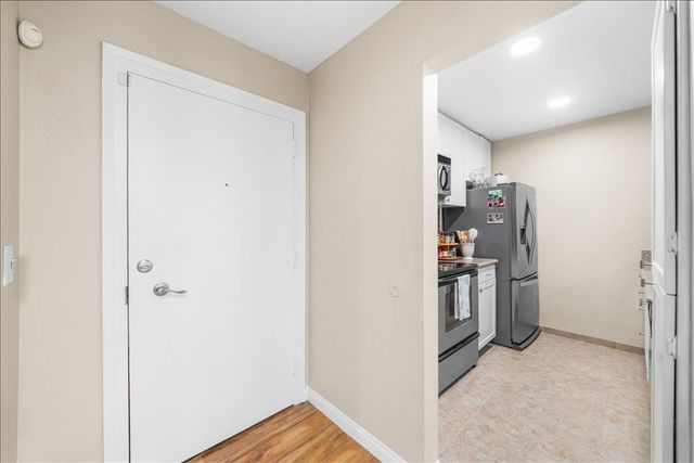 1085 1085 Murrieta Blvd 124, Livermore, CA 94550