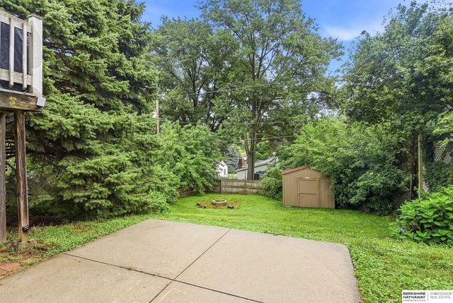 2315 S 48th Avenue, Omaha, NE 68106