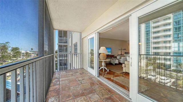 800 BENJAMIN FRANKLIN DRIVE 406, Sarasota, FL 34236