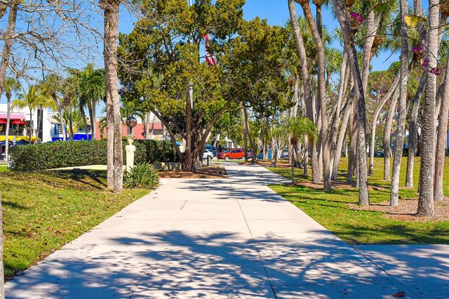 800 BENJAMIN FRANKLIN DRIVE 406, Sarasota, FL 34236