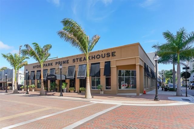 800 BENJAMIN FRANKLIN DRIVE 406, Sarasota, FL 34236