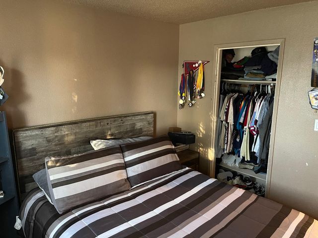 9870 Margaret Ct, Delhi, CA 95315