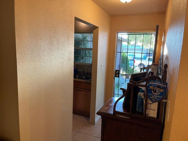 9870 Margaret Ct, Delhi, CA 95315