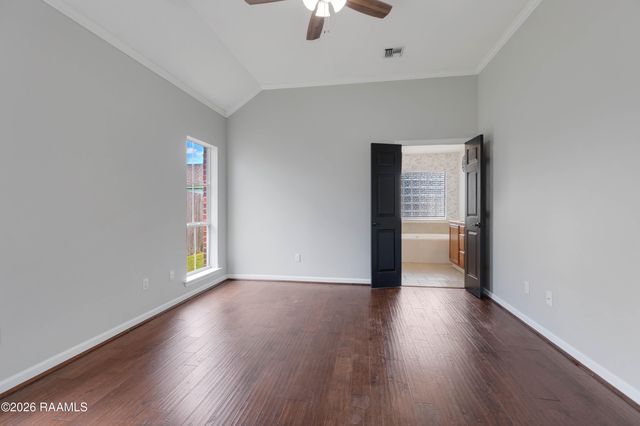102 Doe Lane, Broussard, LA 70518