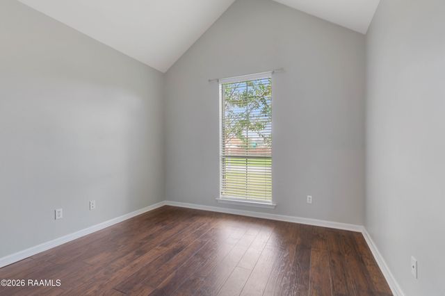 102 Doe Lane, Broussard, LA 70518
