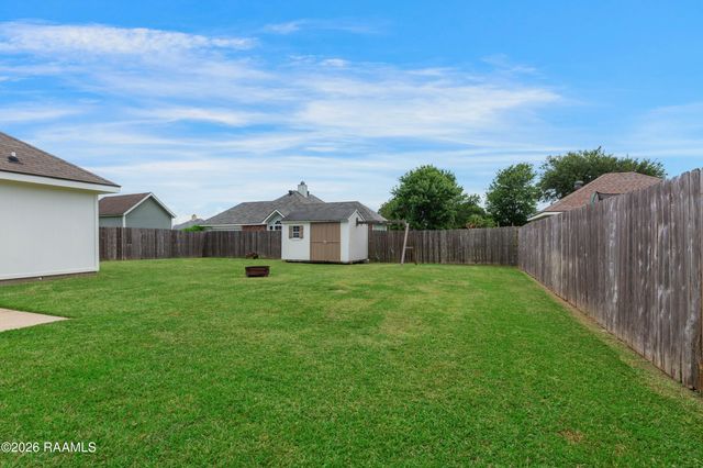 102 Doe Lane, Broussard, LA 70518