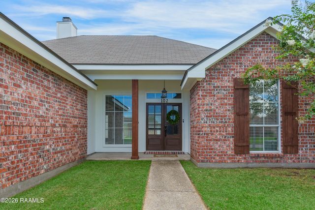102 Doe Lane, Broussard, LA 70518
