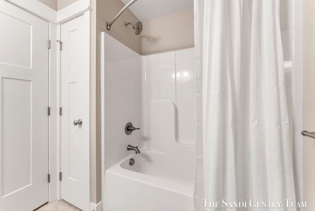 562 Riverbank Circle 15, Zeeland City, MI 49464