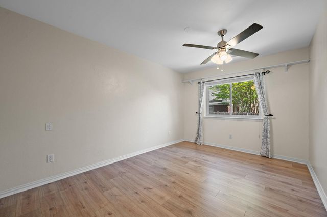 12706 Cinchring LN, Austin, TX 78727