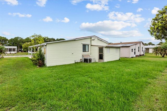 8208 W Bitterbush Lane, Port St. Lucie, Port St Lucie, FL 34952