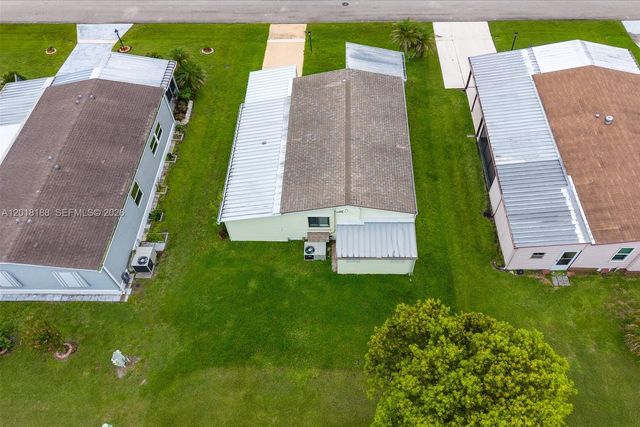 8208 W Bitterbush Lane, Port St. Lucie, Port St Lucie, FL 34952