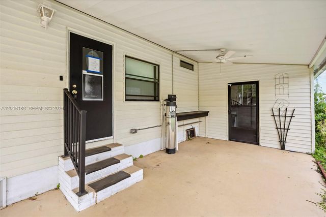 8208 W Bitterbush Lane, Port St. Lucie, Port St Lucie, FL 34952