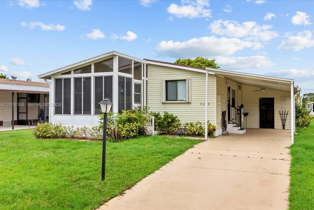8208 W Bitterbush Lane, Port St. Lucie, Port St Lucie, FL 34952