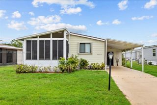 8208 W Bitterbush Lane, Port St. Lucie, Port St Lucie, FL 34952