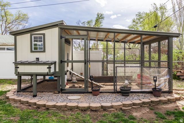 2770 S BUCCANEER DR, Magna, UT 84044