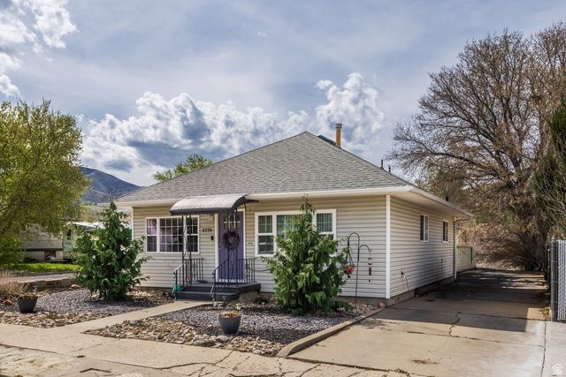 2770 S BUCCANEER DR, Magna, UT 84044