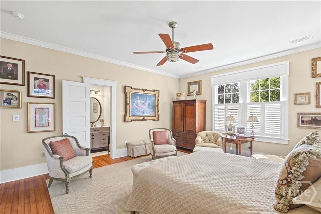 Image 36 of property listing at 3509 Abercorn Street, Savannah, GA 31405