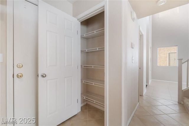 5641 Vassar Meadow Street, Las Vegas, NV 89148