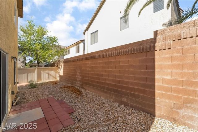 5641 Vassar Meadow Street, Las Vegas, NV 89148