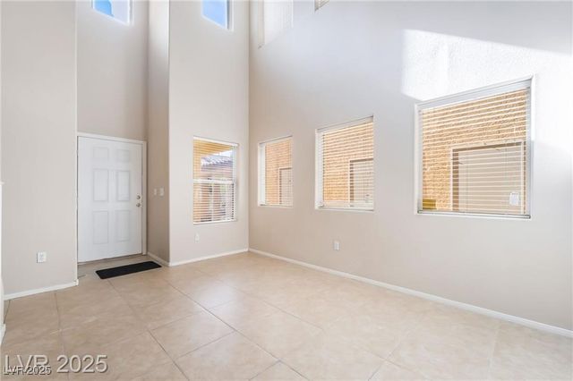 5641 Vassar Meadow Street, Las Vegas, NV 89148