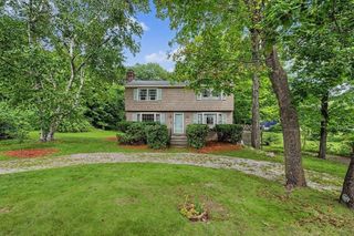 8 Sullivan Avenue, Salem, NH 03079