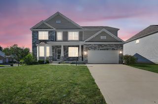 641 Preston Trails Drive, Pickerington, OH 43147