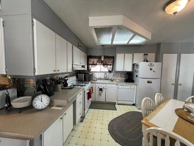 69300 Fairway Drive, Desert Hot Springs, CA 92241