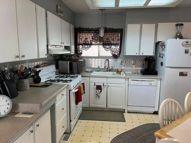 69300 Fairway Drive, Desert Hot Springs, CA 92241