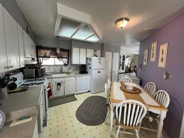 69300 Fairway Drive, Desert Hot Springs, CA 92241