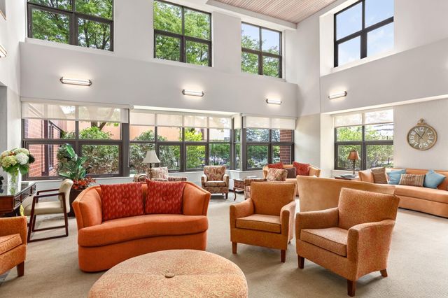 7600 Golden Valley Road 709, Golden Valley, MN 55427