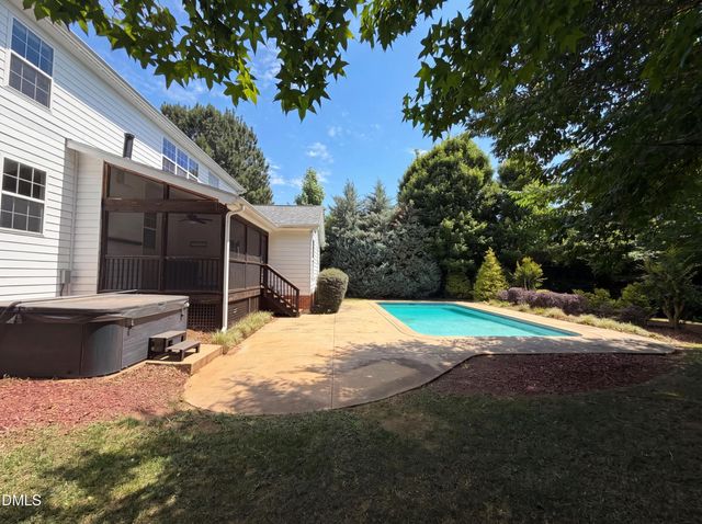 4903 Homeplace Drive, Apex, NC 27539