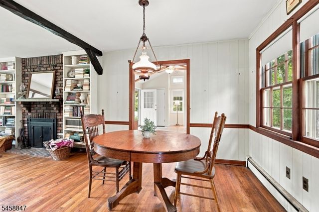 2 Mohican Trl, Jefferson Twp., NJ 07438