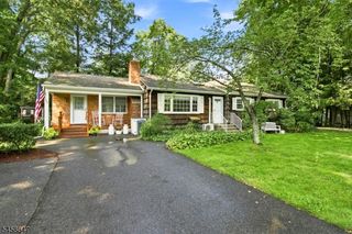 2 Mohican Trl, Jefferson Twp., NJ 07438