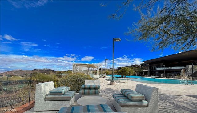 7 Sky Arc Court, Henderson, NV 89012