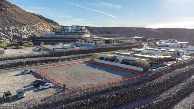7 Sky Arc Court, Henderson, NV 89012