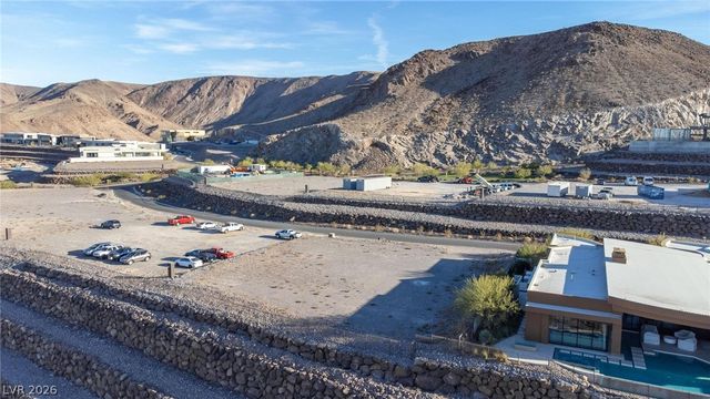 7 Sky Arc Court, Henderson, NV 89012