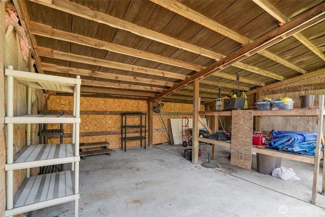 19147 Loganberry Street SW, Rochester, WA 98579