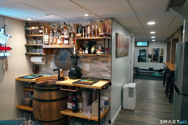 1061 North Street, Suffield, CT 06078