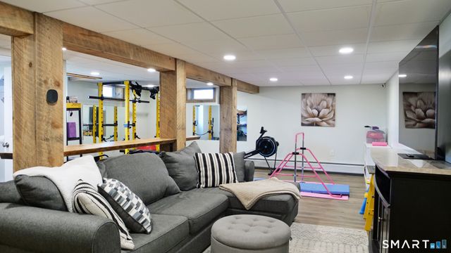 1061 North Street, Suffield, CT 06078