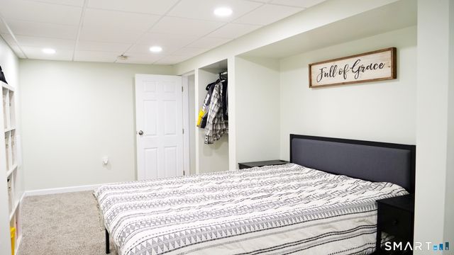 1061 North Street, Suffield, CT 06078