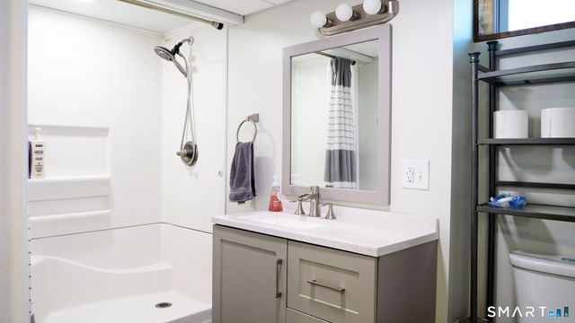 1061 North Street, Suffield, CT 06078