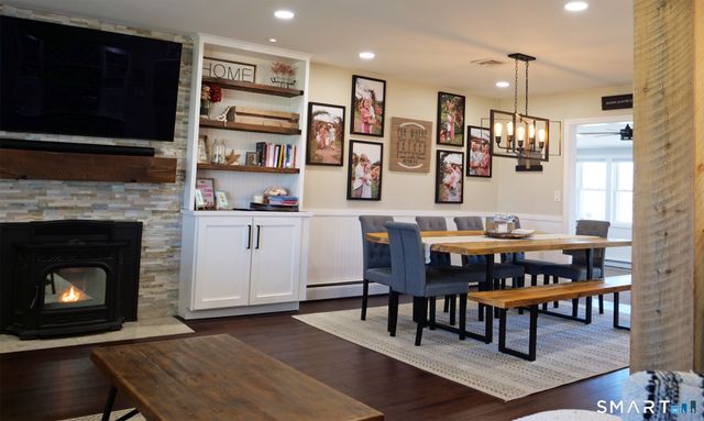 1061 North Street, Suffield, CT 06078