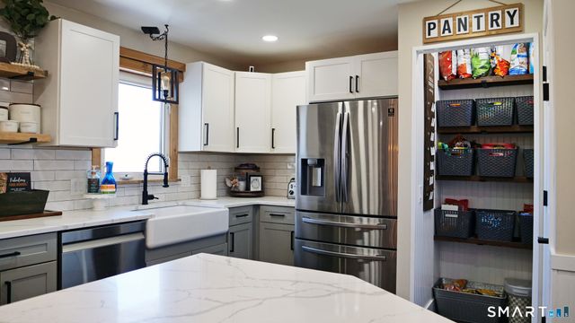 1061 North Street, Suffield, CT 06078